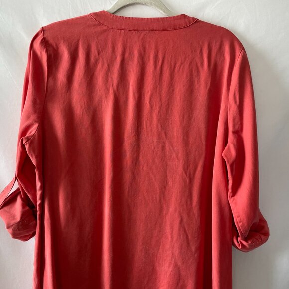 Soft Surroundings Womens Red Roll Tab Sleeve V-Neck Side Slit Blouse Top Size L - Picture 10 of 12